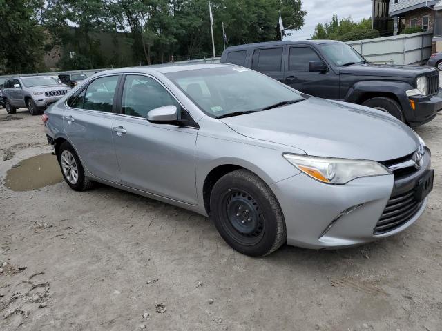 VIN 4T1BF1FK9GU258263 2016 Toyota Camry, LE no.4