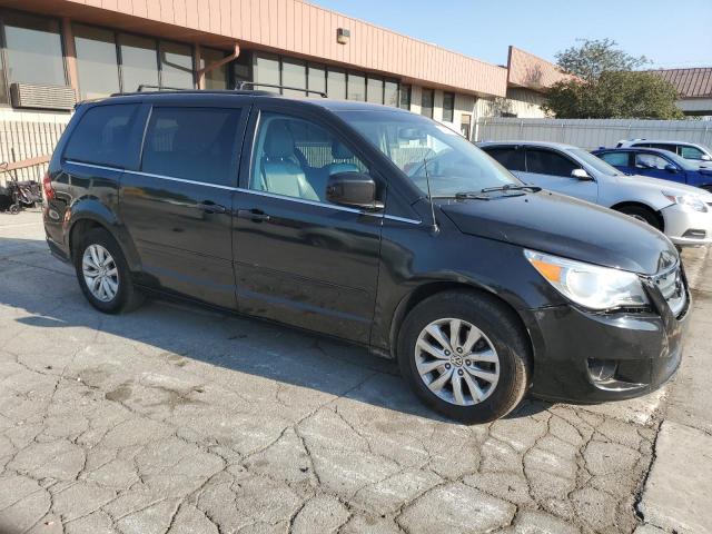 VIN 2C4RVABG2DR724678 2013 Volkswagen Routan, SE no.4