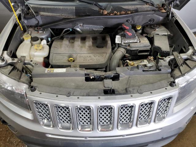 VIN 1C4NJDEBXGD712636 2016 Jeep Compas, Latitude no.12