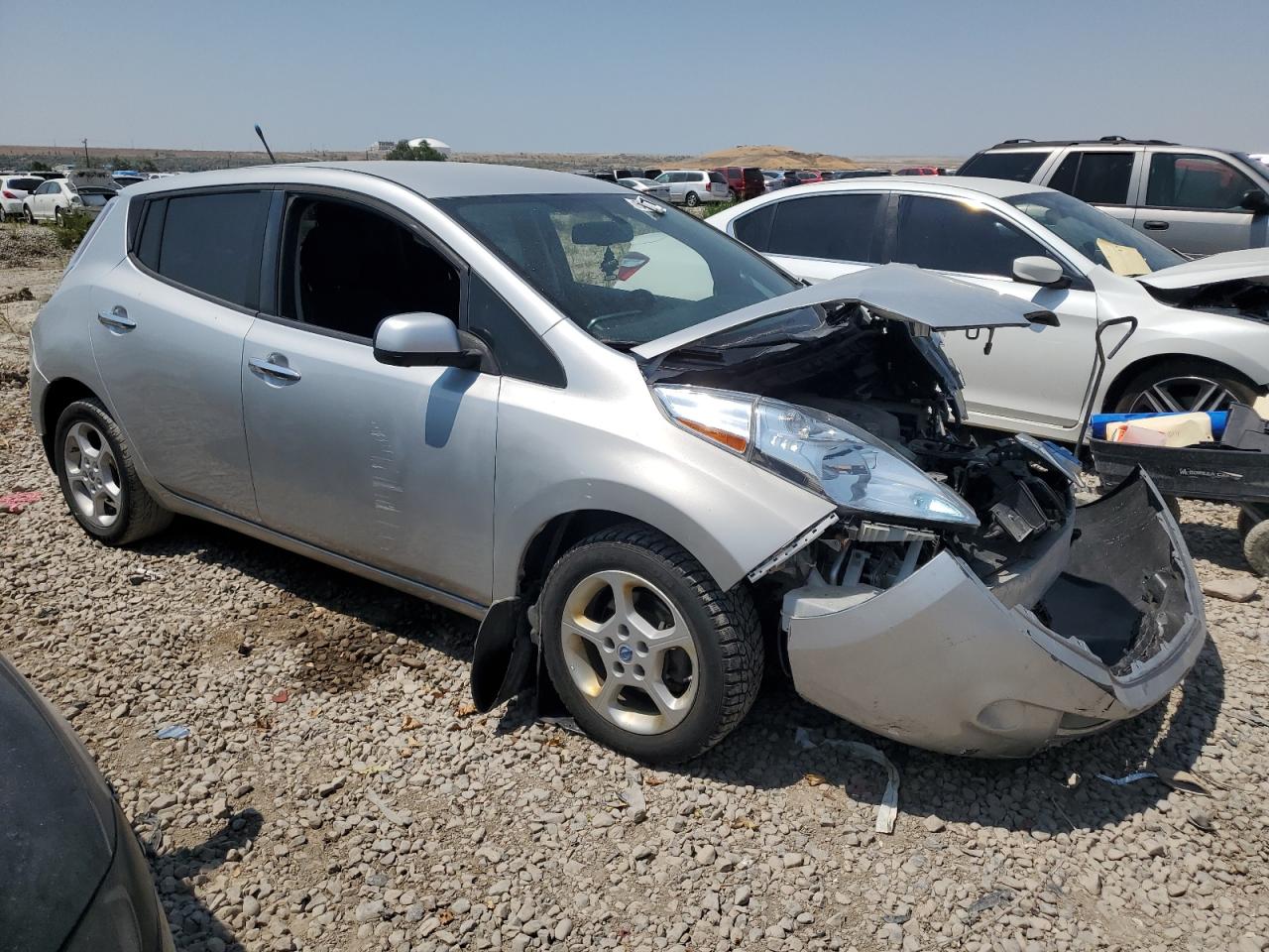 Lot #2740984618 2013 NISSAN LEAF S