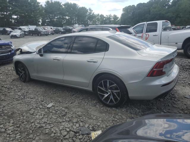 VIN 7JRA22TK5KG002846 2019 Volvo S60, T6 Momentum no.2