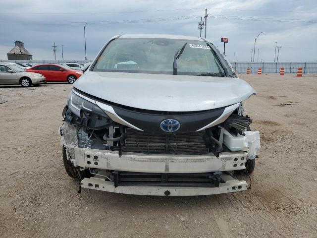 VIN 5TDKSKFC8MS035565 2021 Toyota Sienna, LE no.5