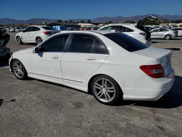 VIN WDDGF4HB4DA765101 2013 Mercedes-Benz C-Class, 250 no.2