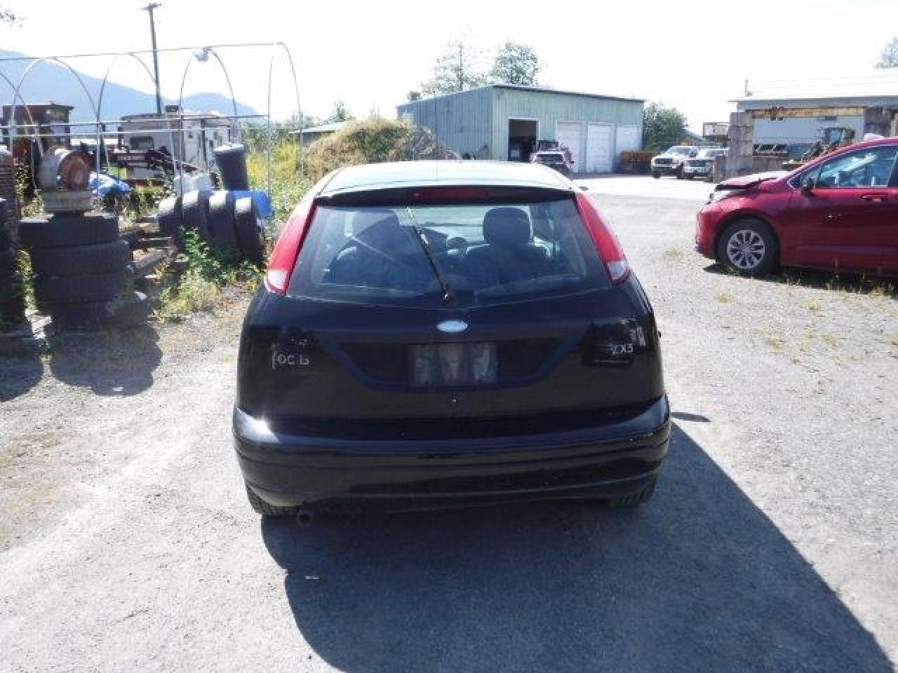 Lot #2826394116 2003 FORD FOCUS ZX3