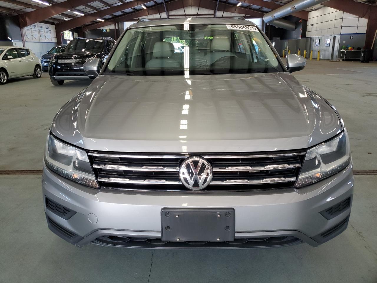 Lot #2773265625 2020 VOLKSWAGEN TIGUAN SE