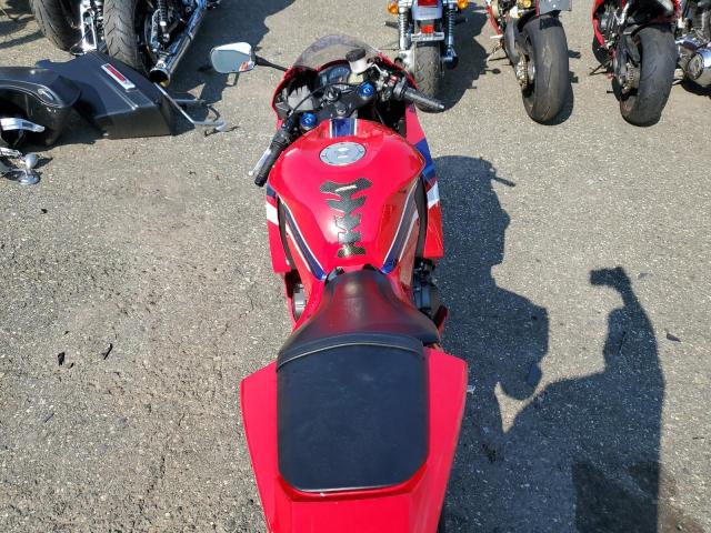 2021 HONDA CBR600 RR JH2PC40J5MK700944