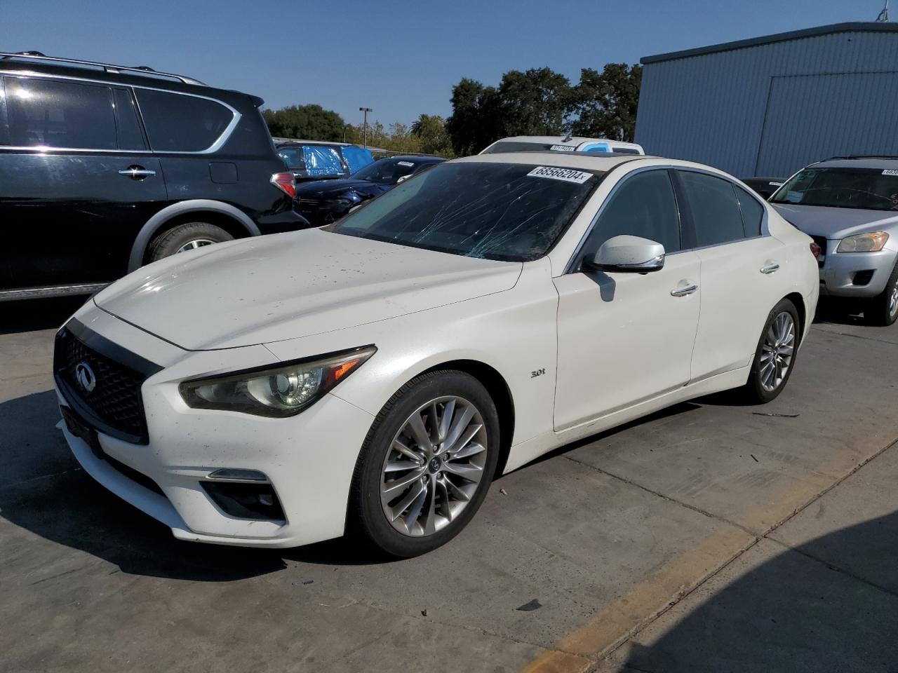 INFINITI Q50 LUXE
