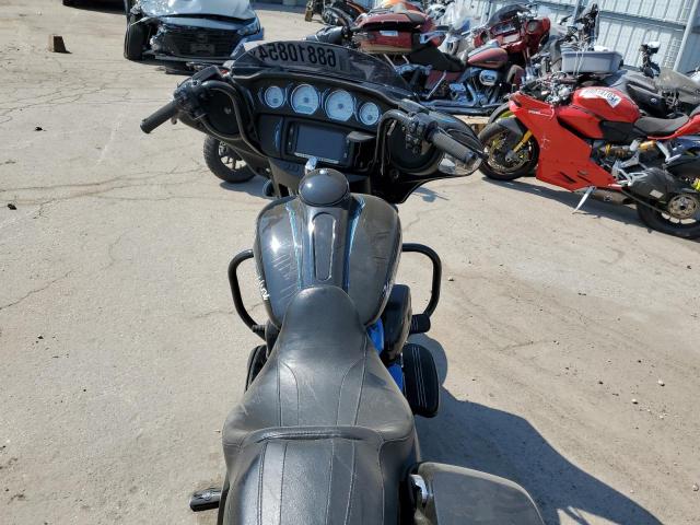 2018 HARLEY-DAVIDSON FLHX STREE - 1HD1KBC39JB676581