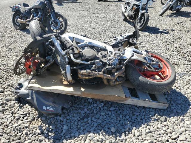 2020 APRILIA RSV4 ZD4KEU004LS001912