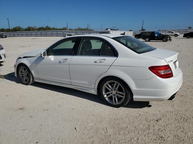 VIN WDDGF4HB5DG137769 2013 Mercedes-Benz C-Class, 250 no.2