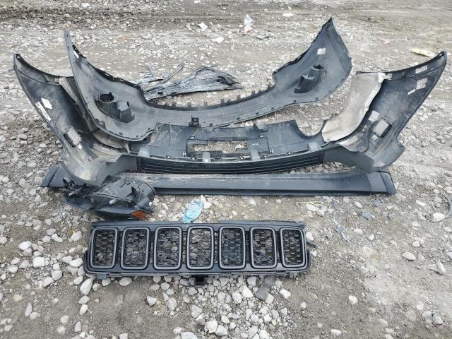 2019 JEEP GRAND CHER - 1C4RJFLGXKC596106