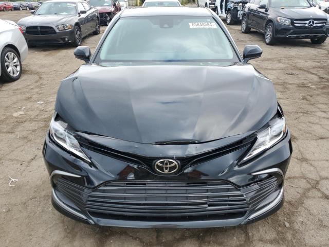 VIN 4T1C11AK6MU556808 2021 Toyota Camry, LE no.5