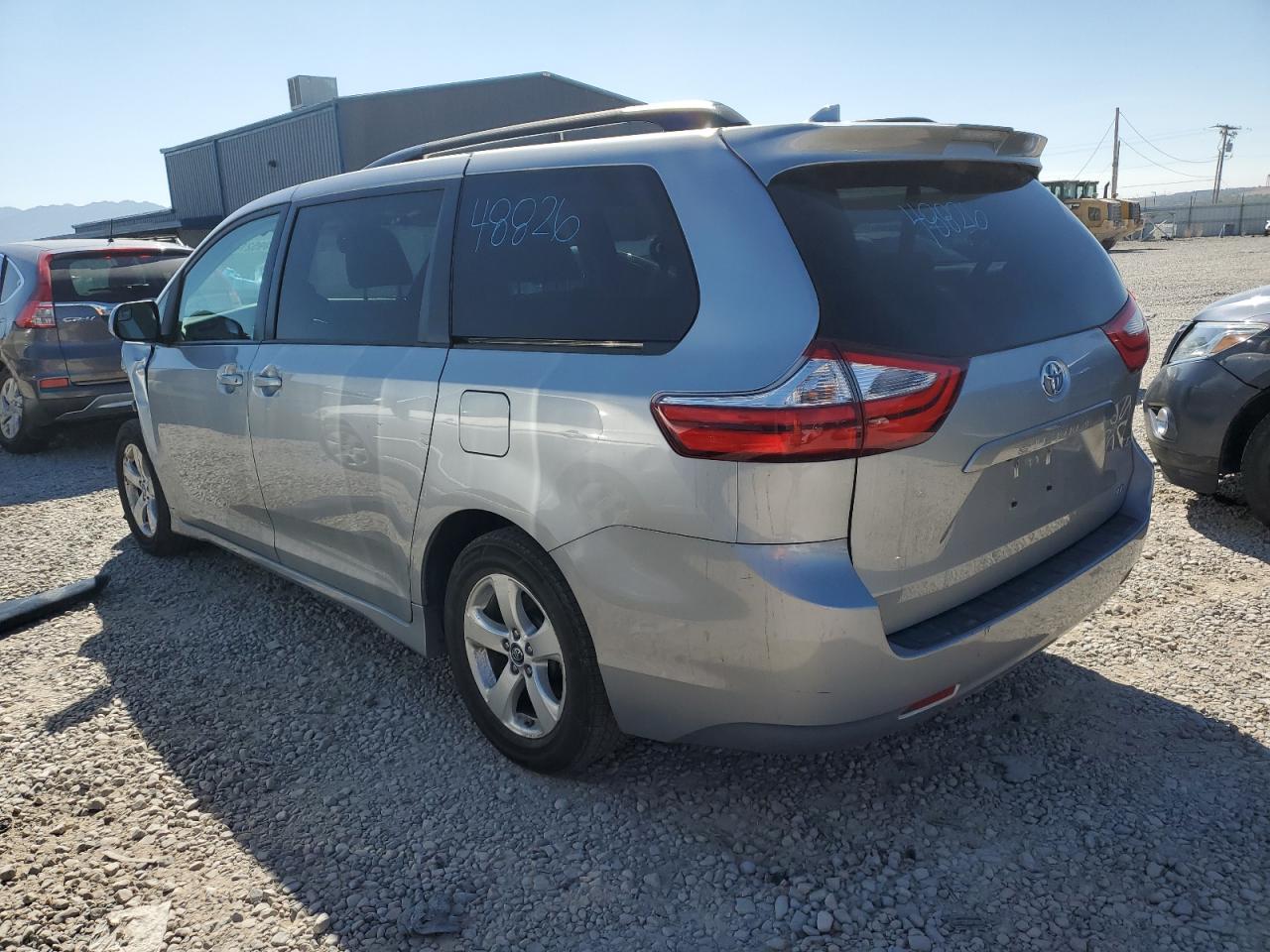 Lot #2794759007 2018 TOYOTA SIENNA LE