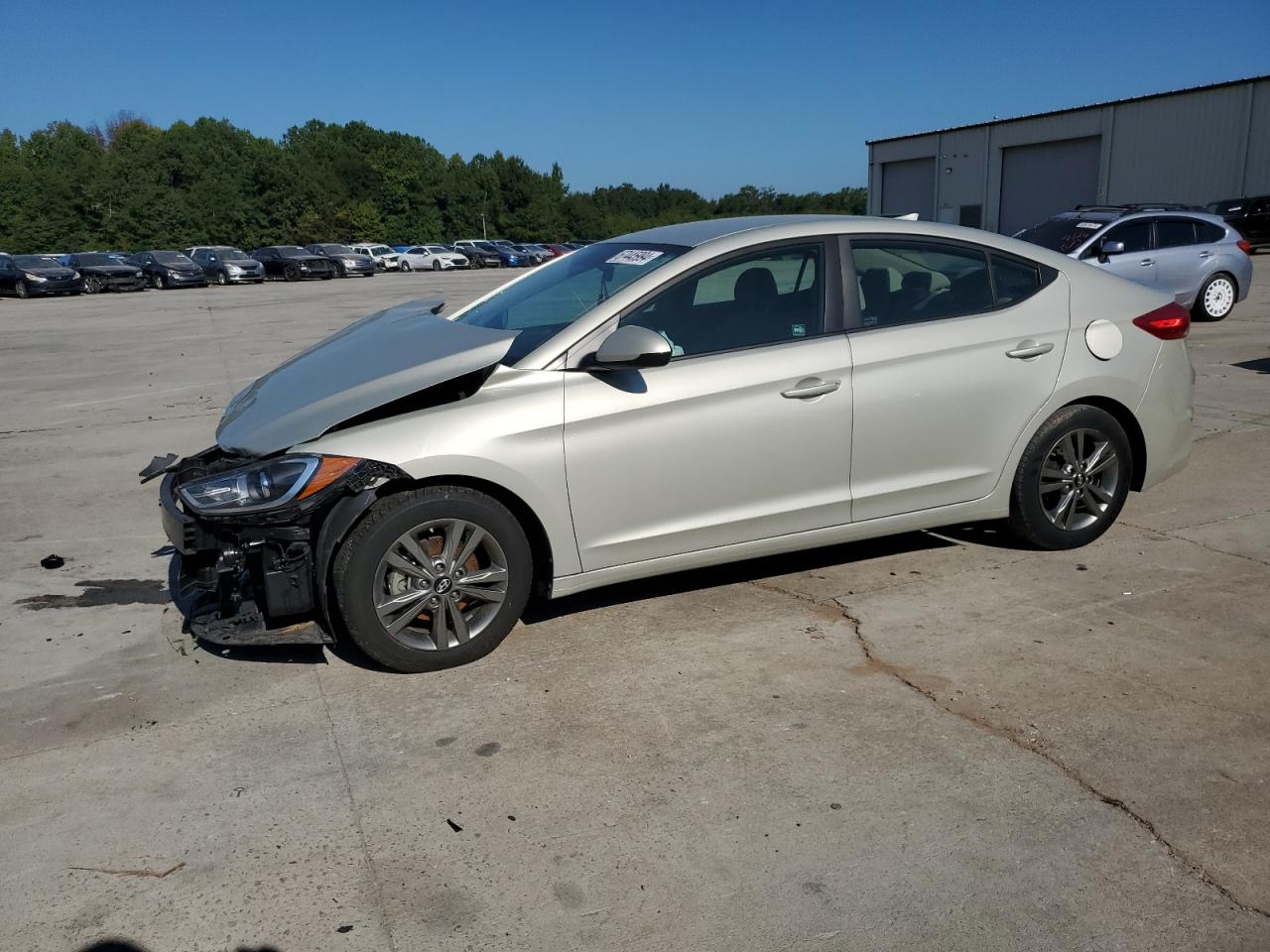 Lot #2909515329 2017 HYUNDAI ELANTRA SE