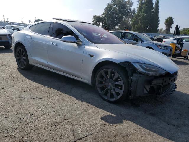 VIN 5YJSA1E2XJF247129 2018 Tesla MODEL S no.4