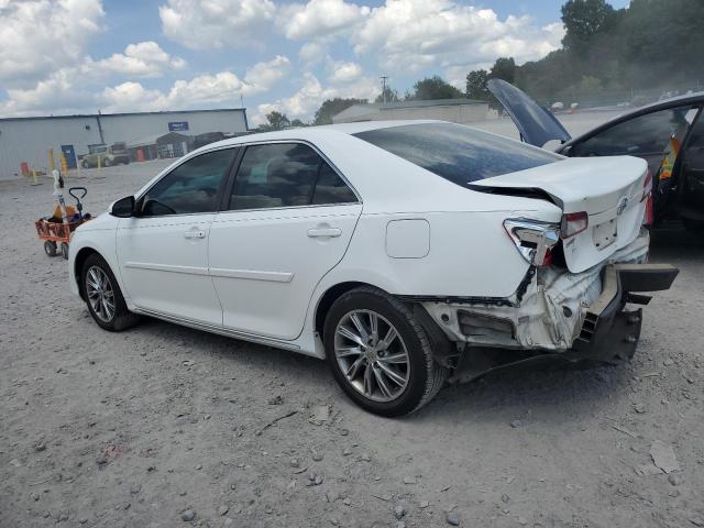 VIN 4T4BF1FK1ER351054 2014 Toyota Camry, L no.2