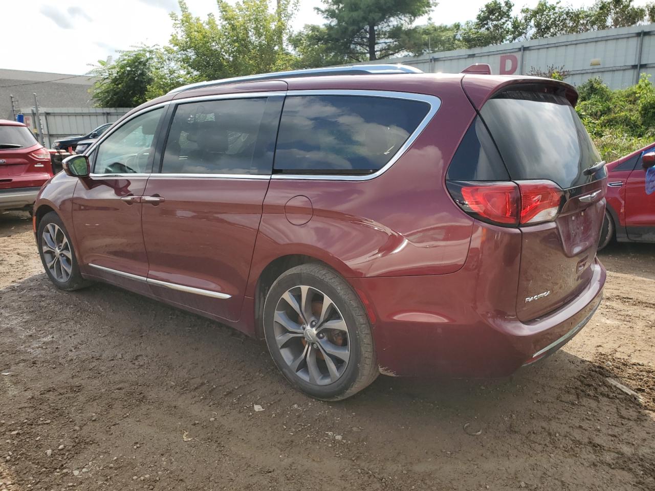 Lot #2843018144 2017 CHRYSLER PACIFICA L