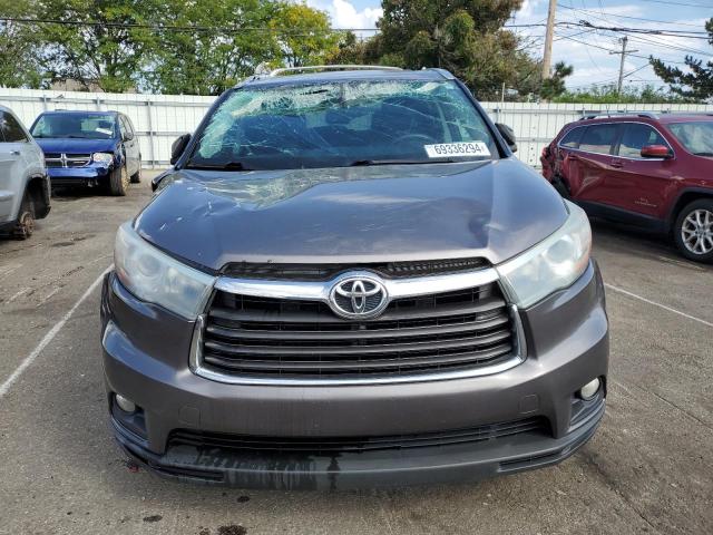 VIN 5TDJKRFH5GS318946 2016 Toyota Highlander, Xle no.5