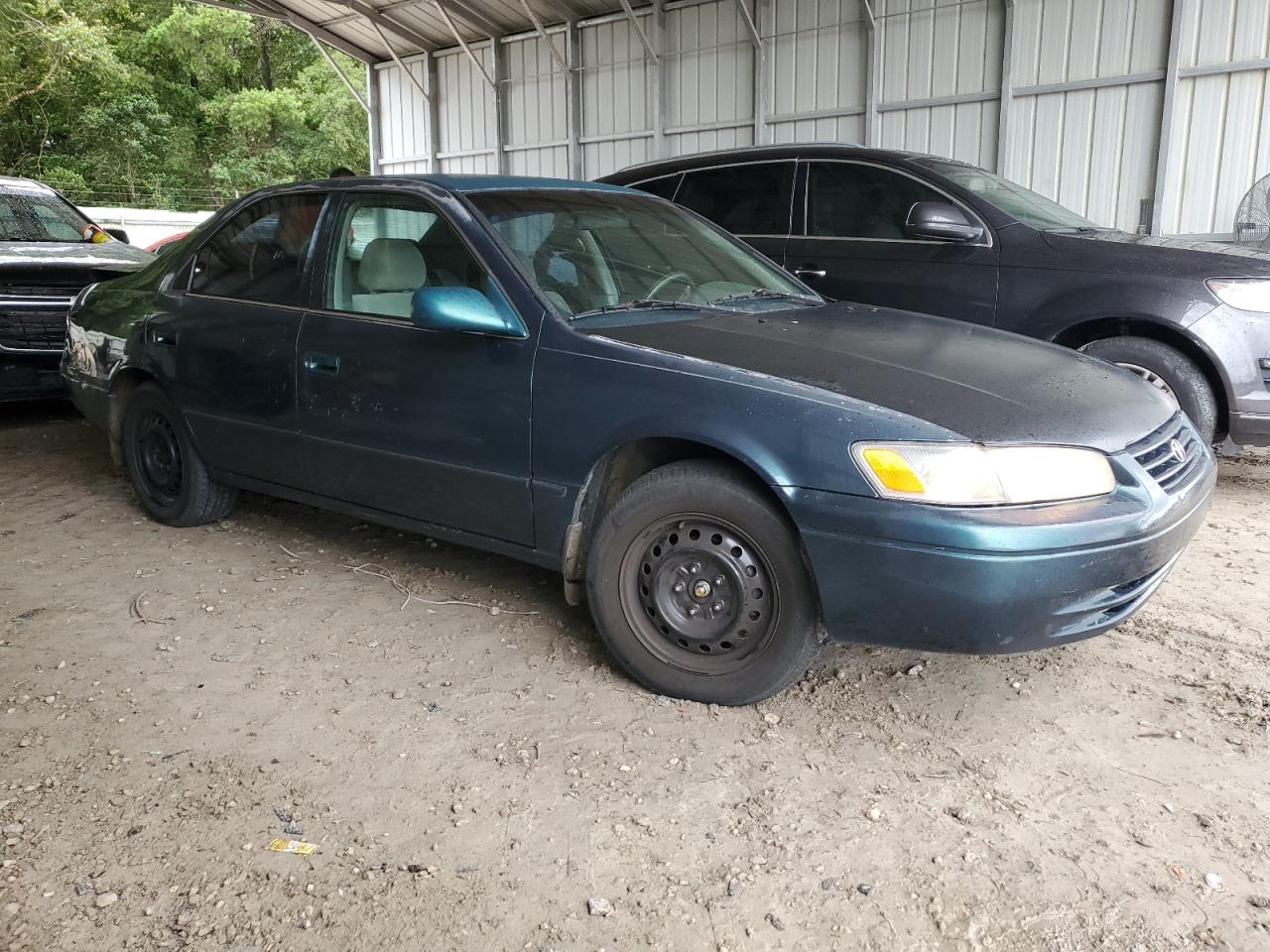 Lot #3045871639 1997 TOYOTA CAMRY CE