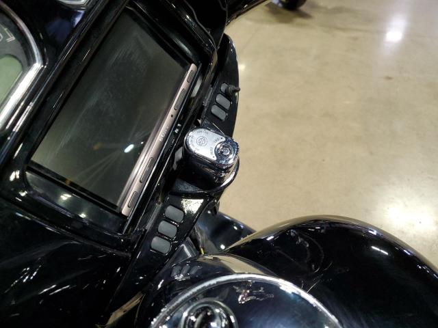 2019 HARLEY-DAVIDSON FLHT 1HD1FVC28KB676571