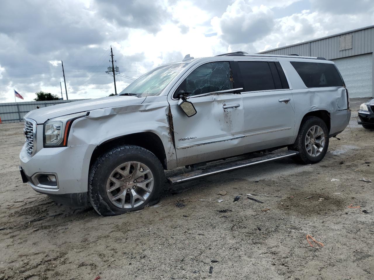 GMC Yukon XL 2018 Denali