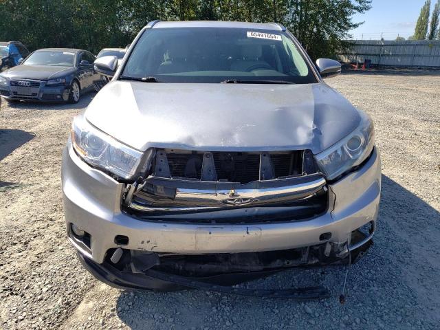 VIN 5TDJKRFHXFS165799 2015 Toyota Highlander, Xle no.5