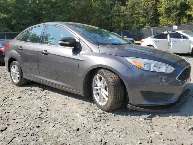 VIN 1FADP3F27FL319237 2015 Ford Focus, SE no.4