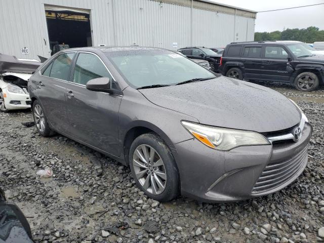 VIN 4T1BF1FKXFU922634 2015 Toyota Camry, LE no.4