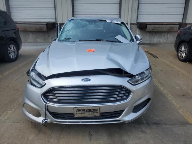 VIN 3FA6P0H72GR352102 2016 Ford Fusion, SE no.5