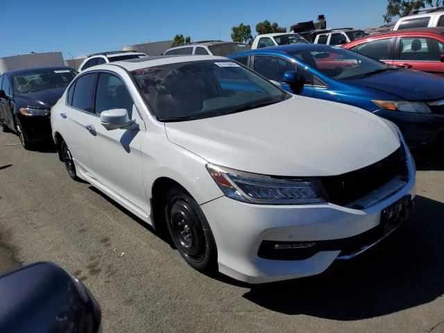 VIN 1HGCR3F92HA003404 2017 Honda Accord, Touring no.4