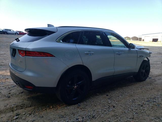 VIN SADCK2BV7HA491494 2017 Jaguar F-Pace, Prestige no.3