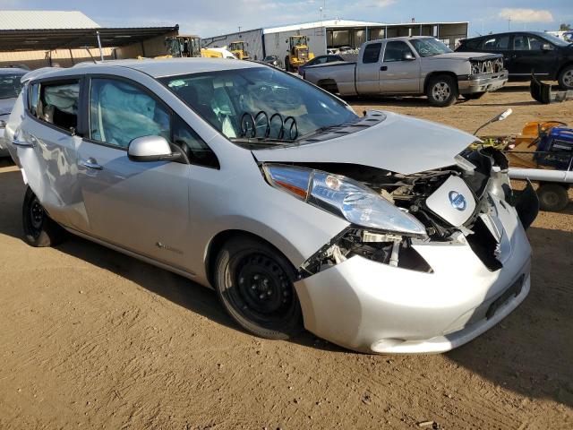 VIN 1N4AZ0CP6DC421153 2013 Nissan Leaf, S no.4