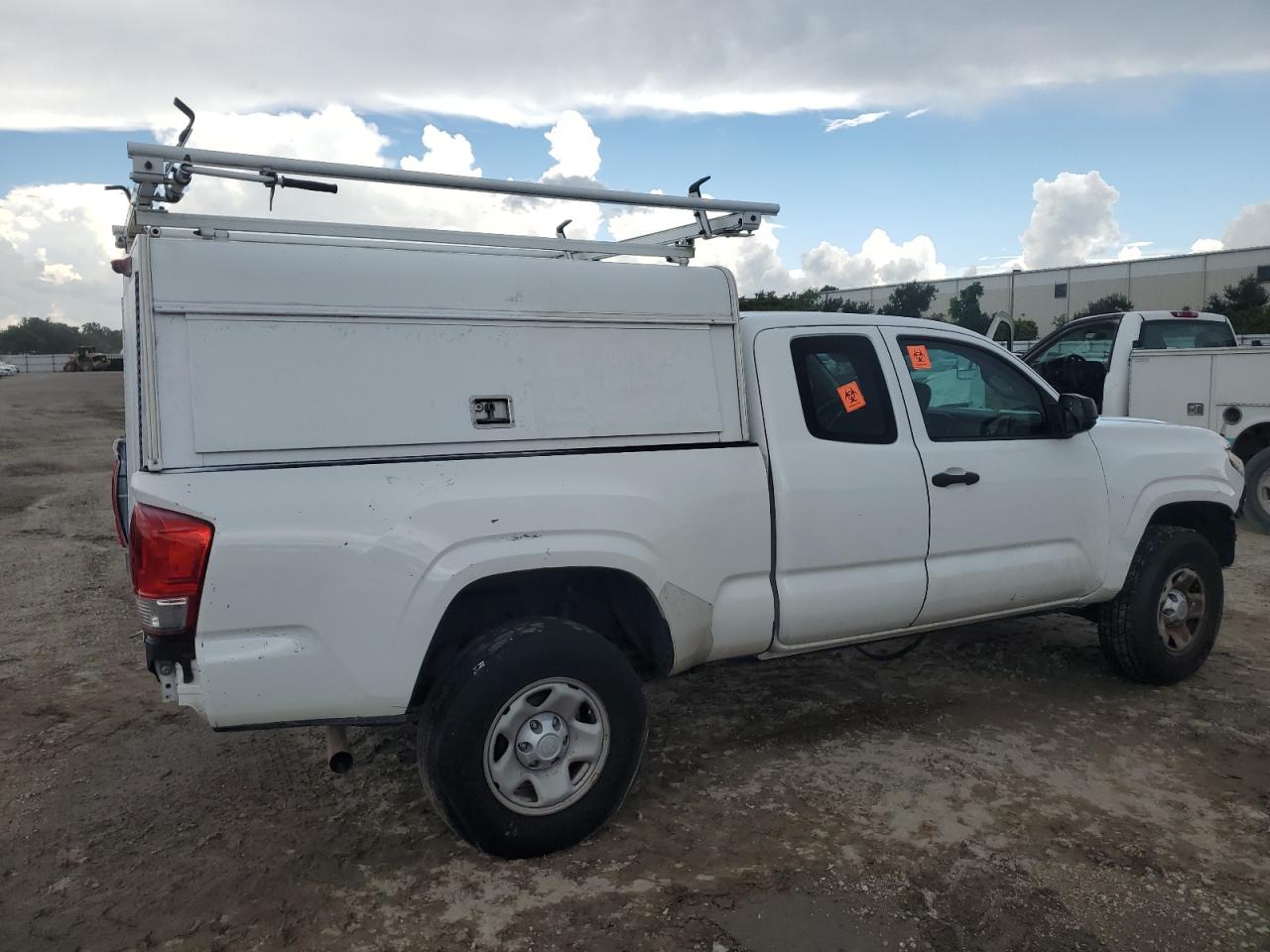 TOYOTA TACOMA ACC 2016 white  gas 5TFRX5GN0GX059536 photo #4