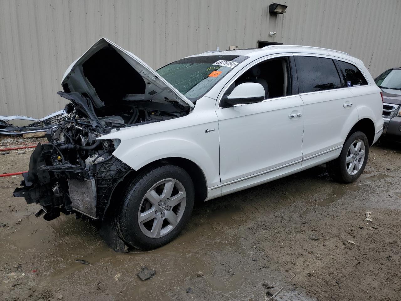  Salvage Audi Q7