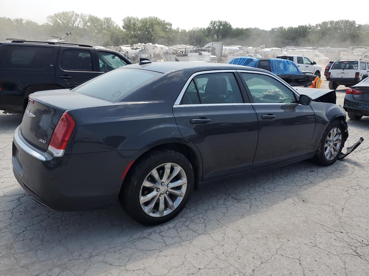 Lot #2812017931 2017 CHRYSLER 300 LIMITE