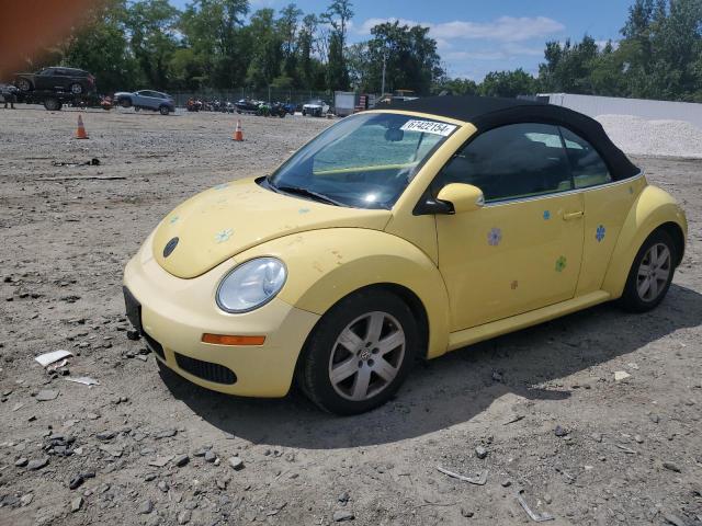 VOLKSWAGEN NEW BEETLE