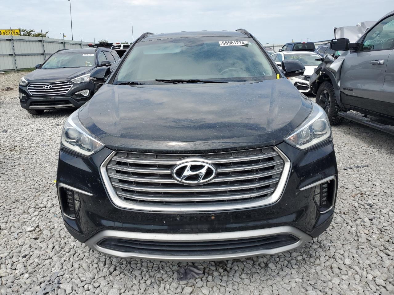 Lot #2789469537 2017 HYUNDAI SANTA FE S