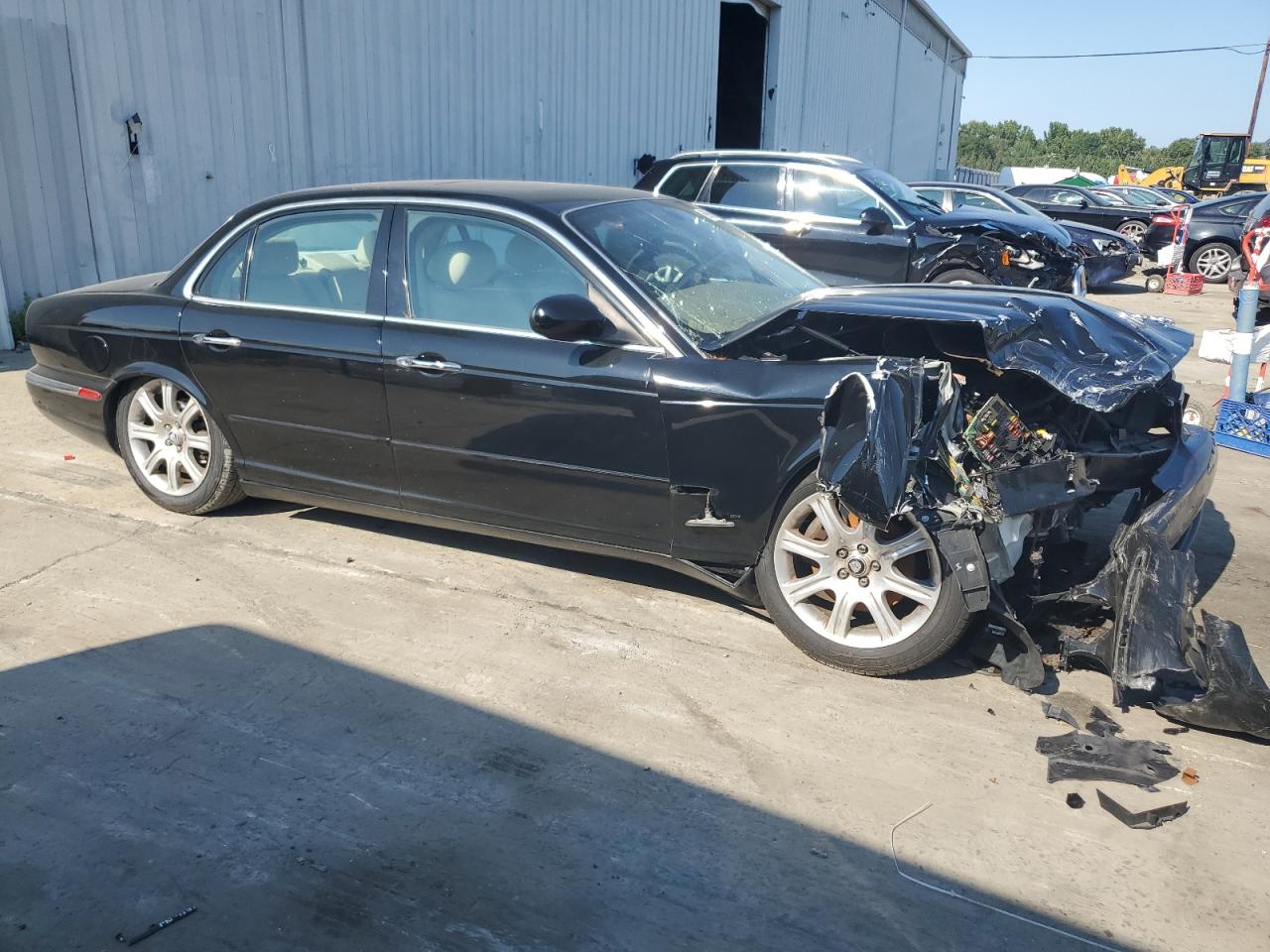 Lot #2969580670 2004 JAGUAR XJ8