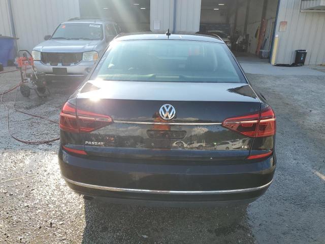 2017 VOLKSWAGEN PASSAT S - 1VWAT7A30HC041801