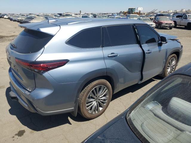 VIN 5TDFZRBH5NS238406 2022 Toyota Highlander, Platinum no.3