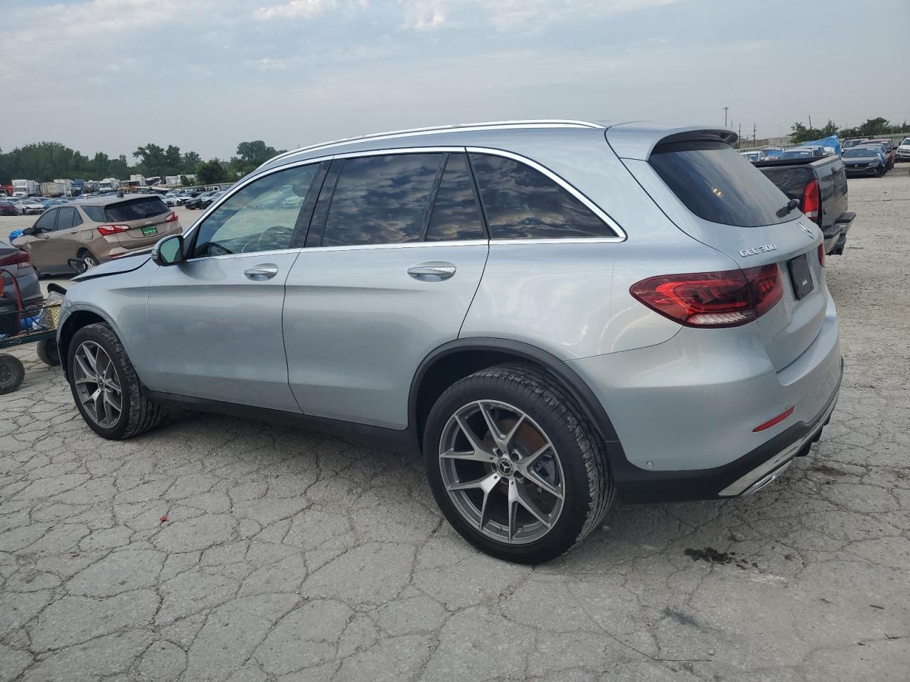 Lot #2785455831 2022 MERCEDES-BENZ GLC 300 4M