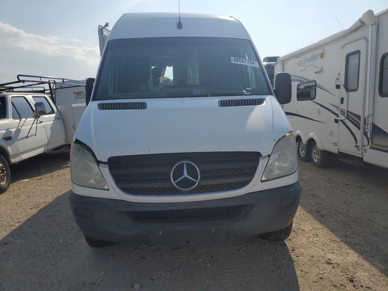 Lot #2824216487 2011 MERCEDES-BENZ SPRINTER 2