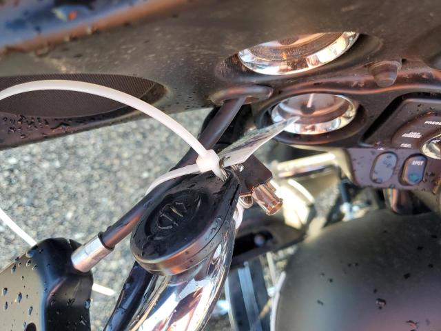 2011 HARLEY-DAVIDSON FLHX - 1HD1KBM13BB659144
