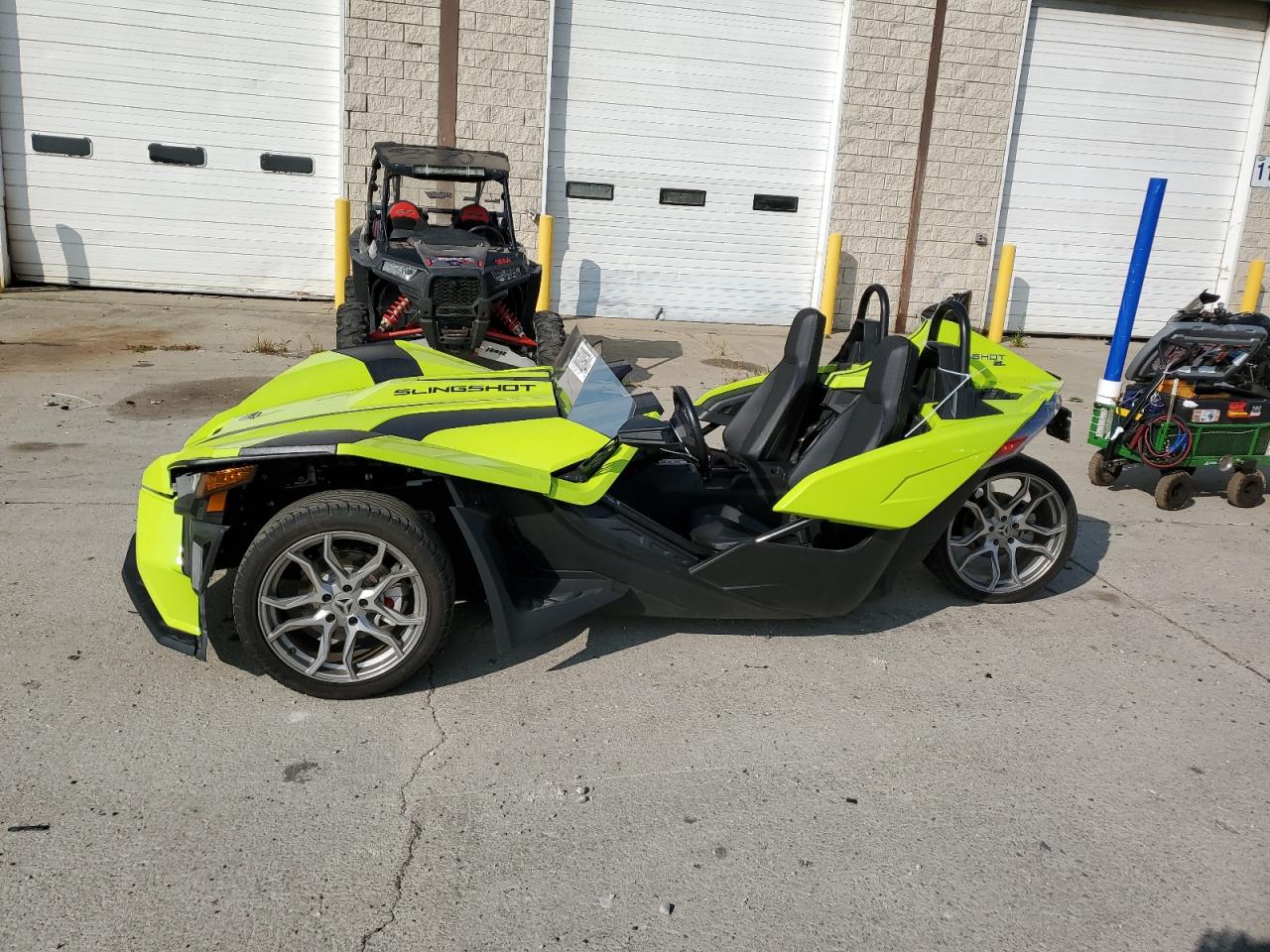 POLARIS SLINGSHOT 2023 green  gas 57XAAPHD2P8156898 photo #4