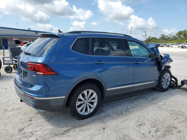 2018 VOLKSWAGEN TIGUAN SE - 3VV3B7AX6JM055161