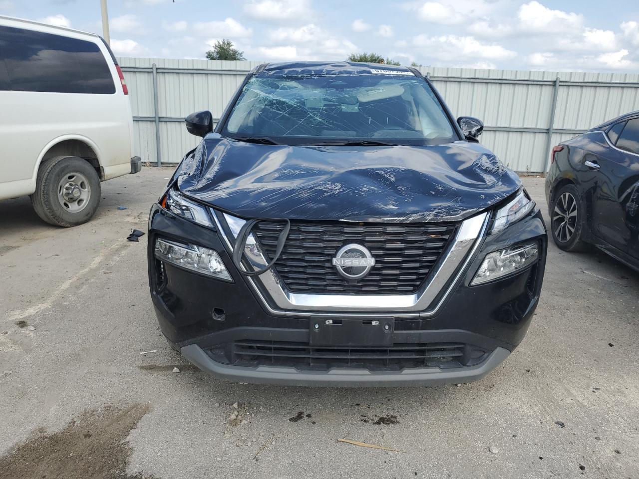 Lot #2895859197 2023 NISSAN ROGUE SV