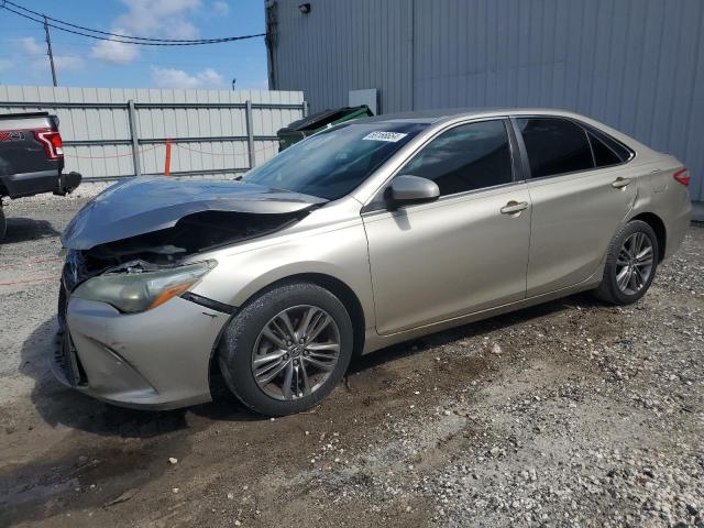 VIN 4T1BF1FK5FU477431 2015 Toyota Camry, LE no.1