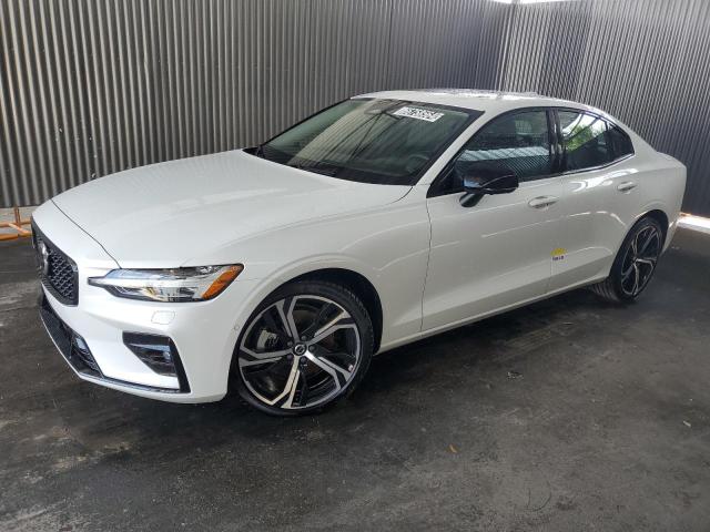7JRL12FL5RG307130 Volvo S60 Plus Plus 2024