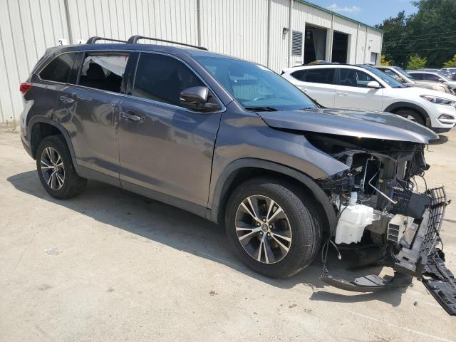 VIN 5TDZARFH4KS056674 2019 Toyota Highlander, LE no.4