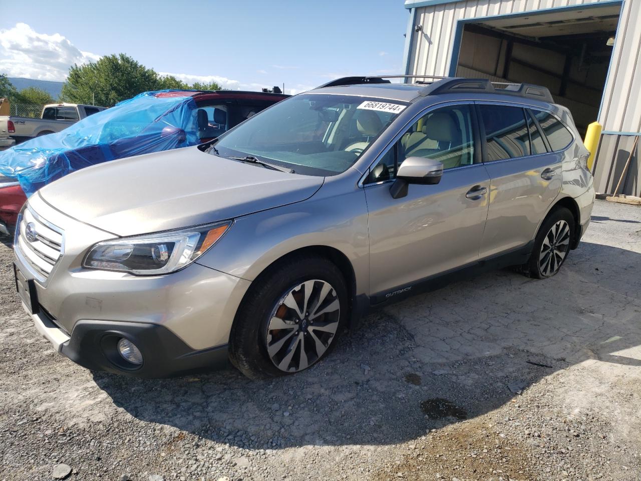  Salvage Subaru Outback